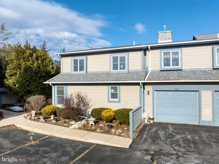 718 Tussey Ln, State College, PA 16801 - Image #2