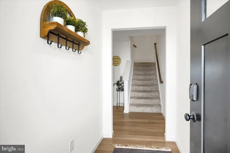 266 Magnolia Ln, State College, PA 16803 - Image #3