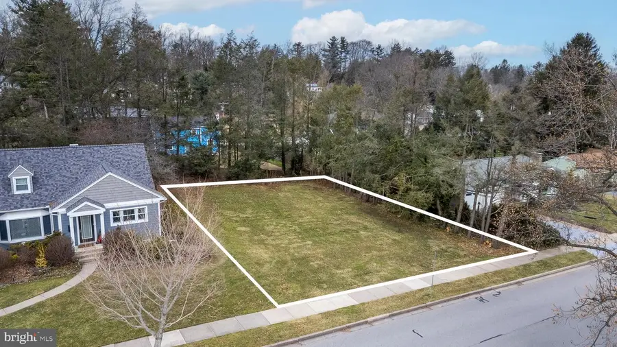 253 E Mccormick Ave, State College, PA 16801 - #2