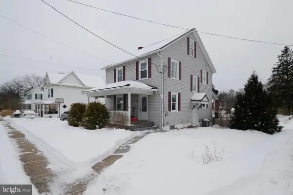 127 E Aaron Sq, AARONSBURG, PA 16820