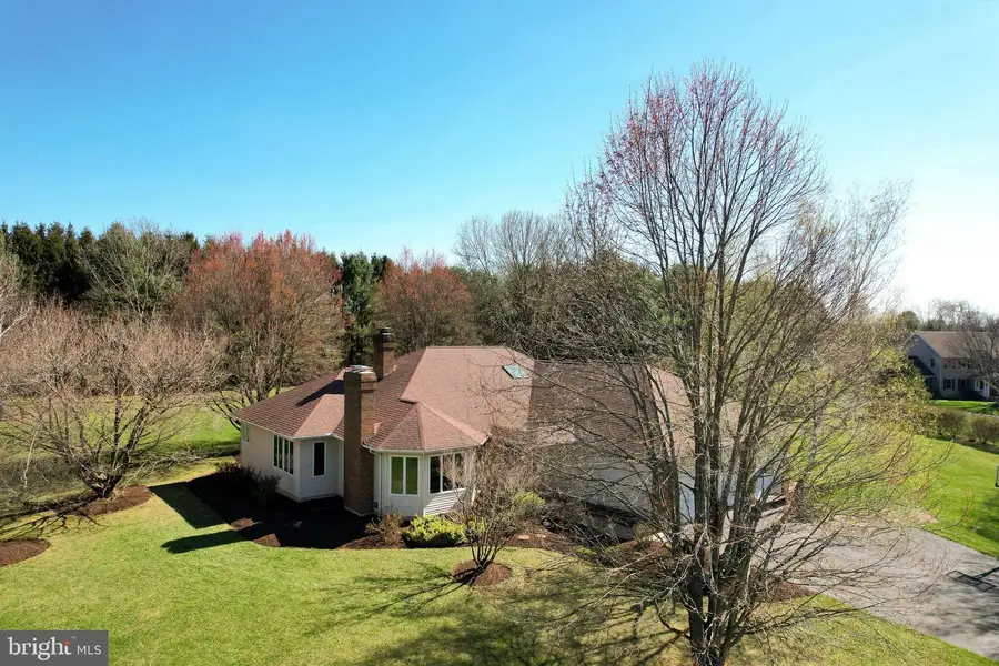 519 Kristina Cir, State College, PA 16803 - #2