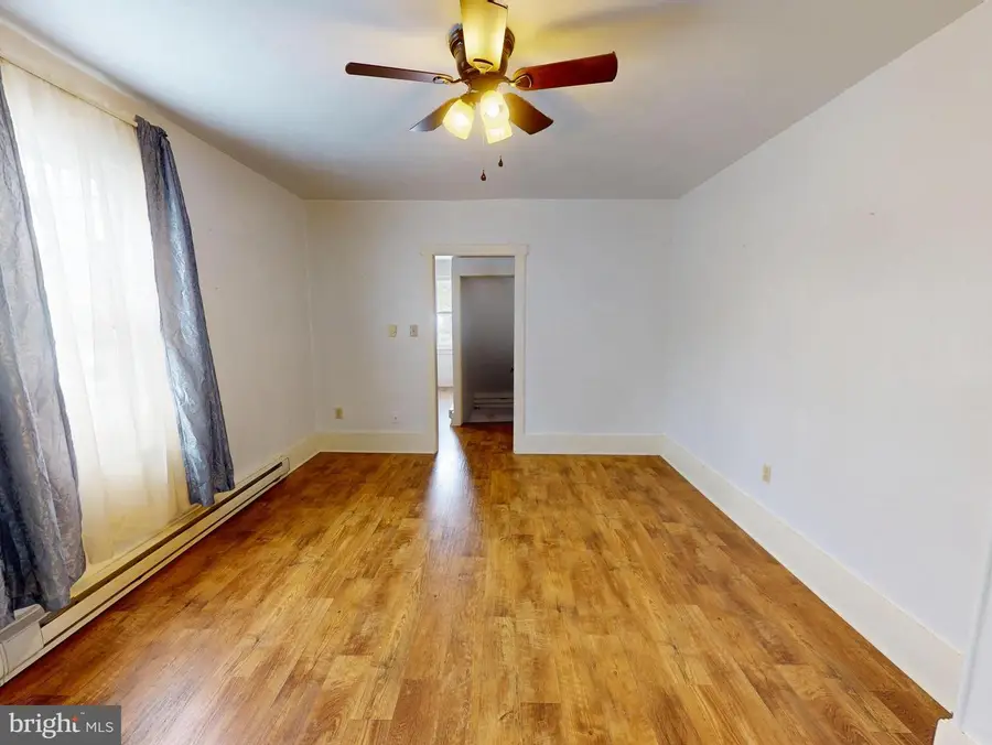 925 W Water St, Bellefonte, PA 16823 - #2