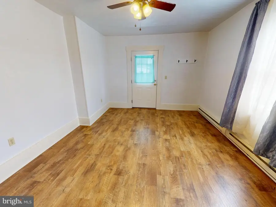 925 W Water St, Bellefonte, PA 16823 - #3