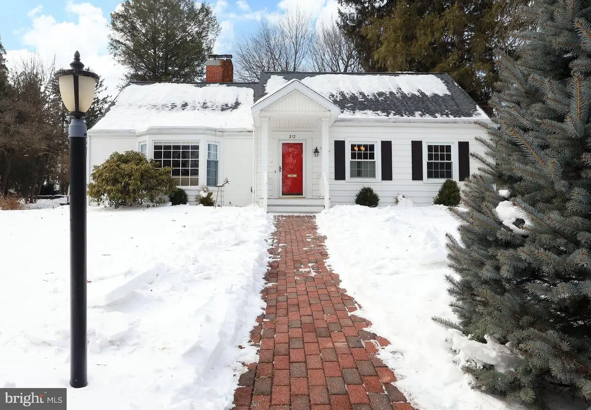 312 S Buckhout St, State College, PA 16801 - #1