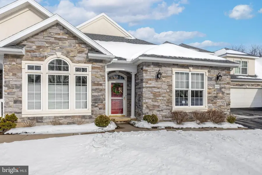 3221 Shellers Bnd #848, State College, PA 16801 - #3