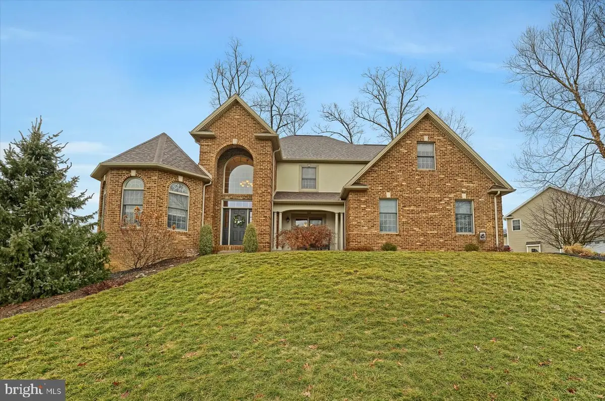 503 Robin Rd, Bellefonte, PA 16823 - #1