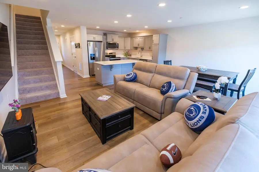 129 Highpoint Park Dr, Bellefonte, PA 16823 - #3