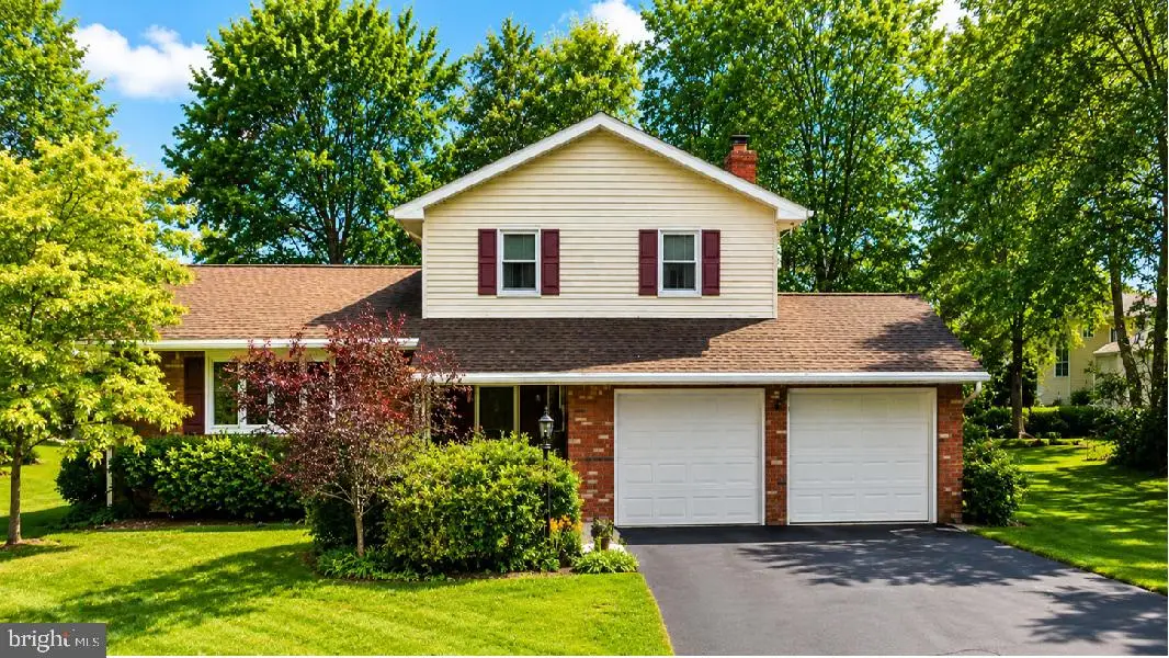 106 E Clearview Ave, State College, PA 16803 - #1