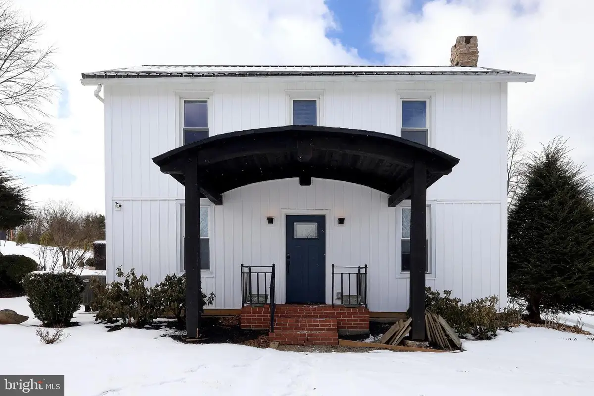 711 Blanchard St, Bellefonte, PA 16823 - #1