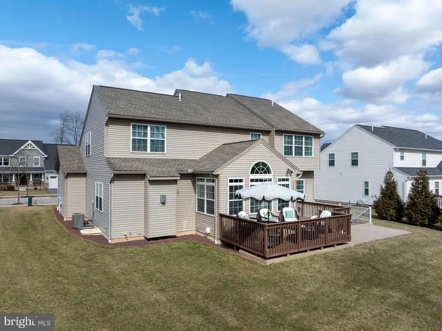 1735 Woodledge Dr, State College, PA 16803 - #2