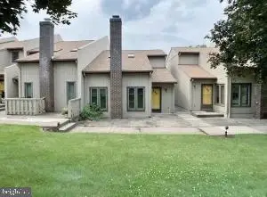 836 W Aaron Dr, State College, PA 16803 - #2