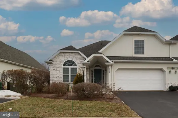 3222 Shellers Bnd #209, STATE COLLEGE, PA 16801