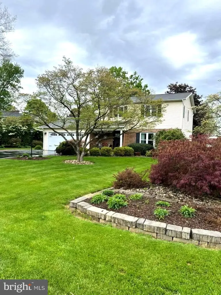 512 Montclair Ln, Boalsburg, PA 16827 - #3