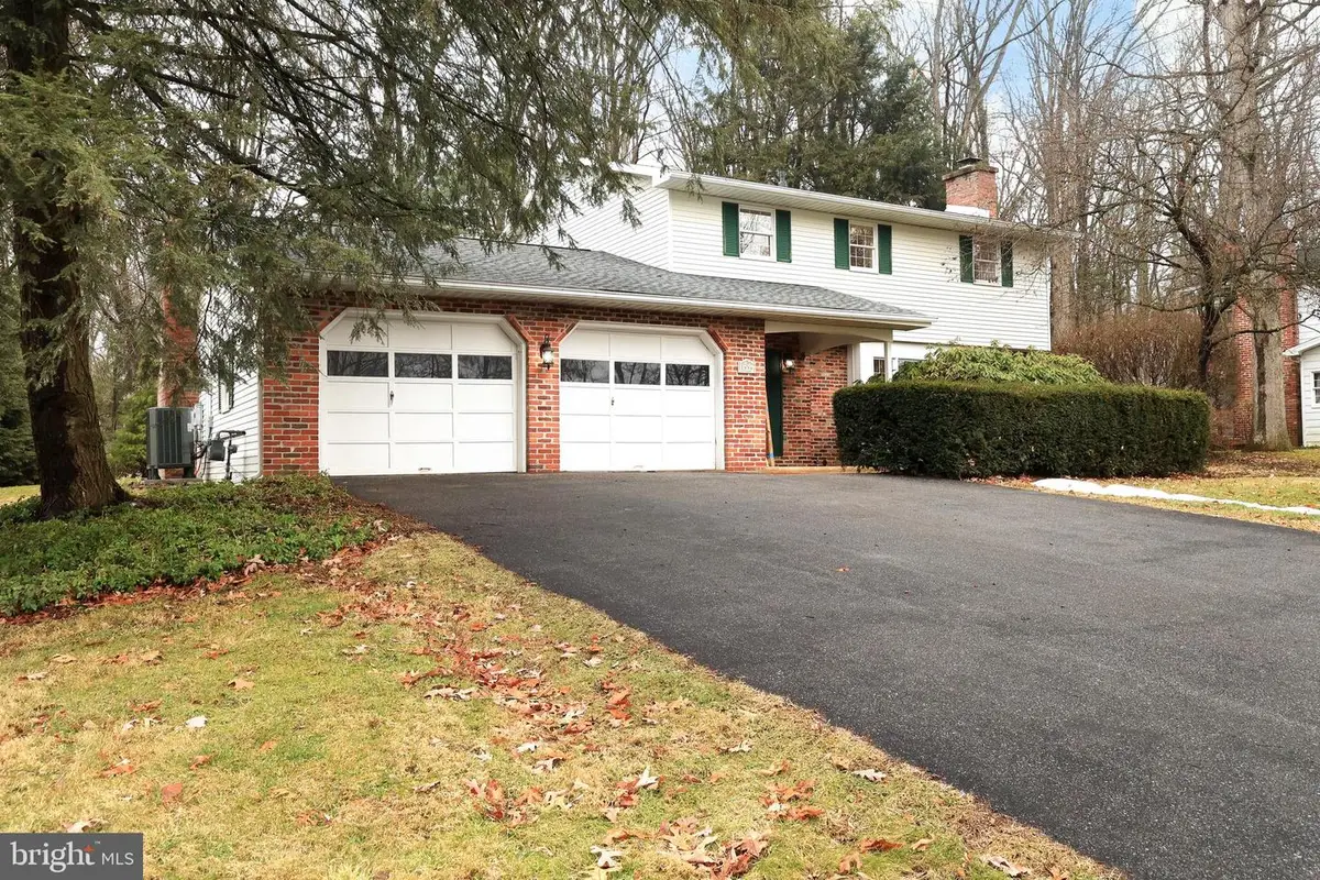 1446 Park Ln, State College, PA 16803 - #1