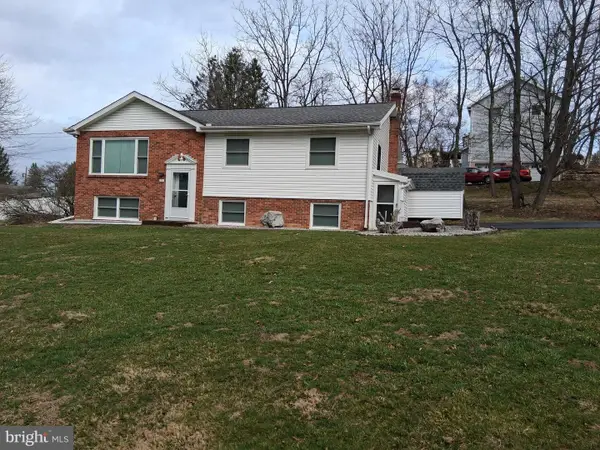 181 Mount Nittany Rd, LEMONT, PA 16851