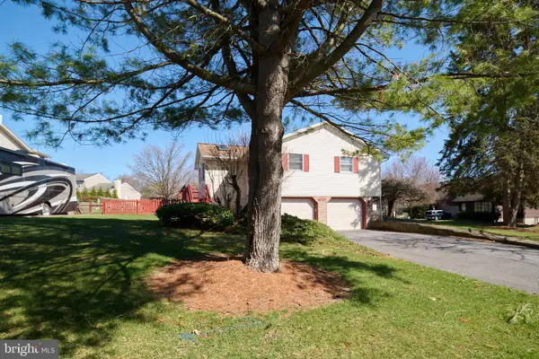 109 Berwick Dr, BOALSBURG, PA 16827