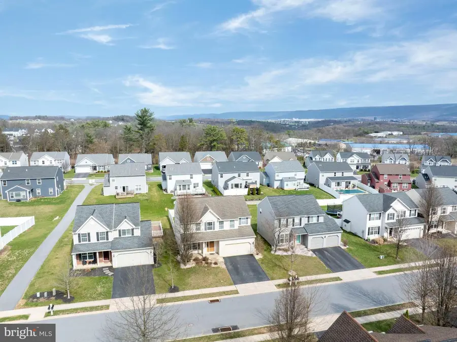 152 Farmington Ln, Bellefonte, PA 16823 - #3