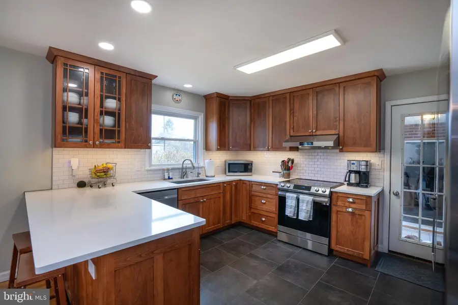 1628 Cherry Hill Rd N, State College, PA 16803 - #3