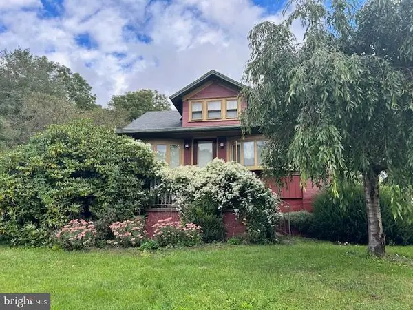 1343 Penns Creek Rd, COBURN, PA 16832