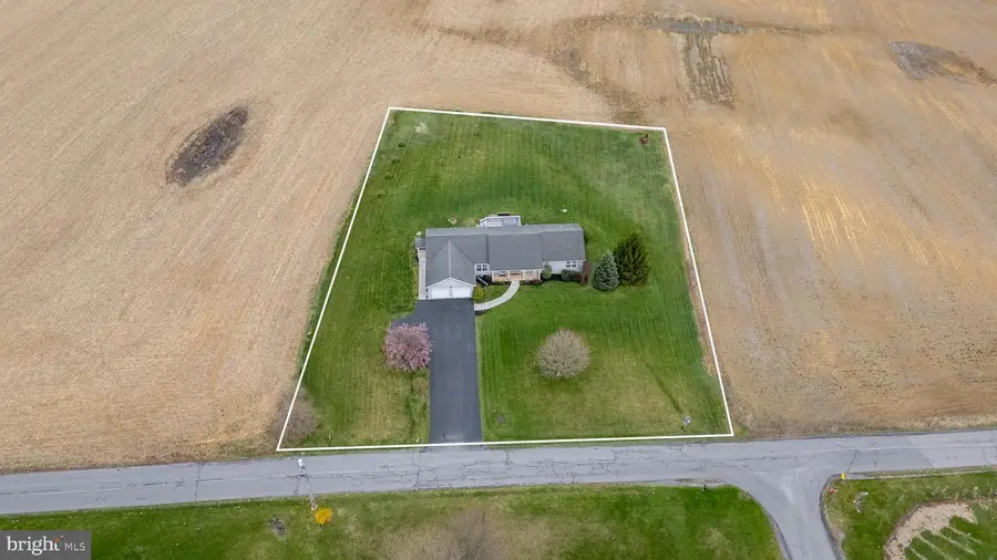 117 Houtz Ln, Port Matilda, PA 16870 - #3