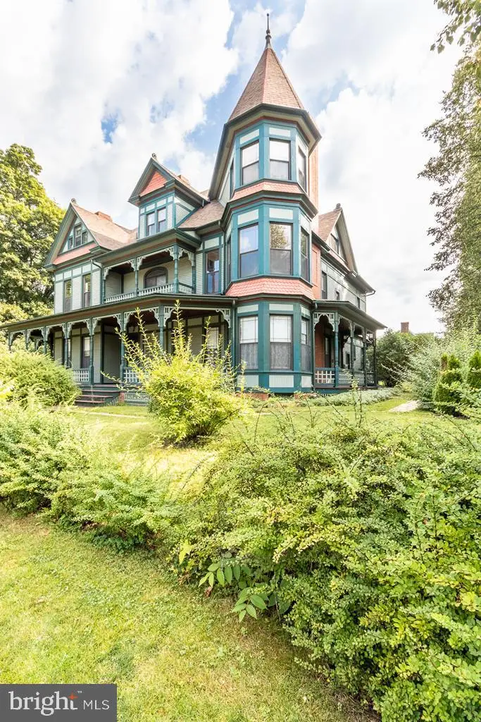 336 S Centre St, Philipsburg, PA 16866 - #1