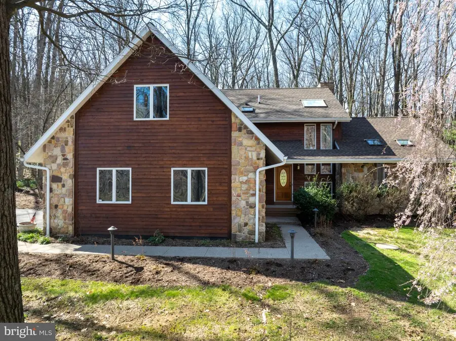 201 Tussey Terrace Cir, Centre Hall, PA 16828 - #2