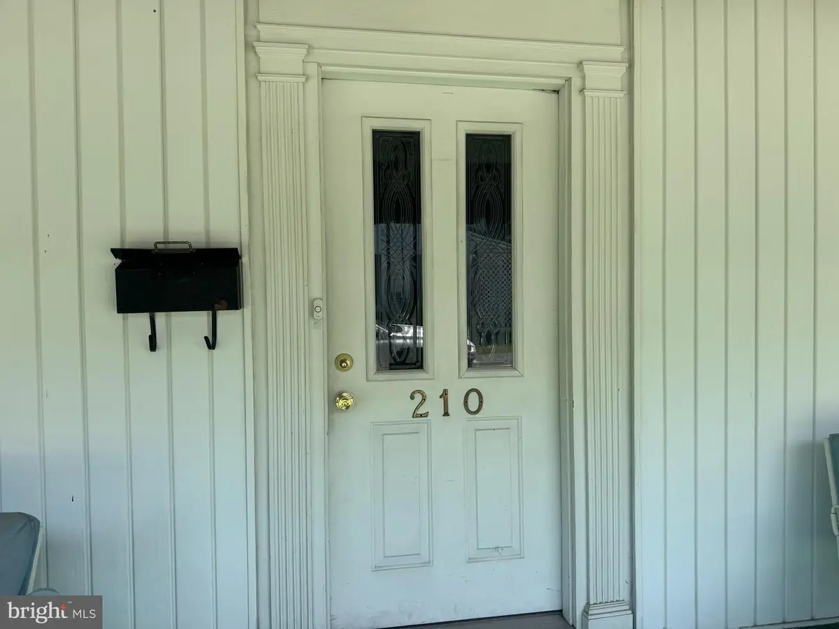 210 N 11th St, Philipsburg, PA 16866 - #1