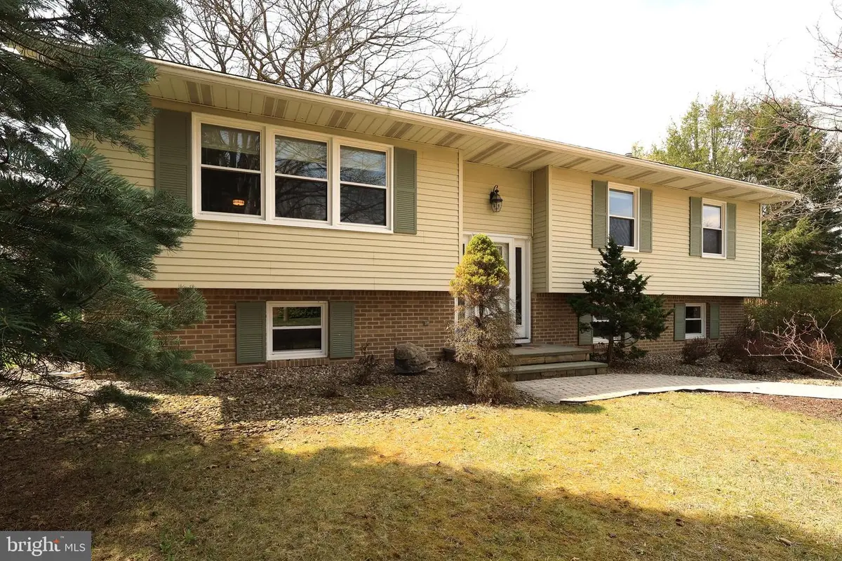 915 Bayberry Dr, State College, PA 16801 - #1