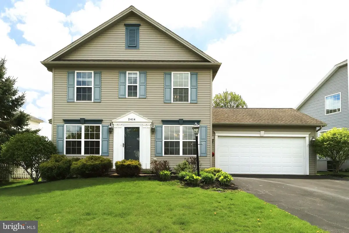2414 Autumnwood Dr, State College, PA 16801 - #1