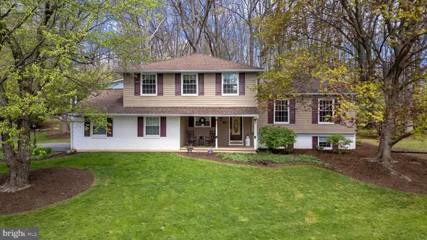 679 Devonshire Dr, STATE COLLEGE, PA 16803