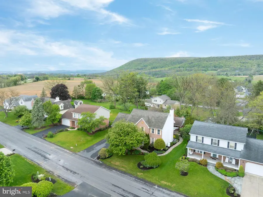 125 Kaywood Dr, Boalsburg, PA 16827 - #2