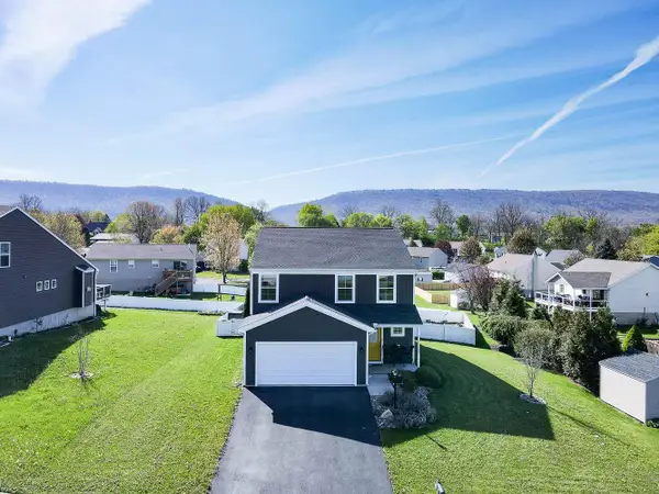 107 Shady Hollow Dr, PLEASANT GAP, PA 16823