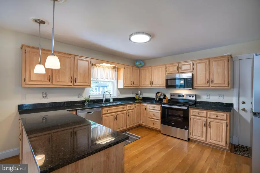 424 Canterbury Dr, State College, PA 16803 - #3