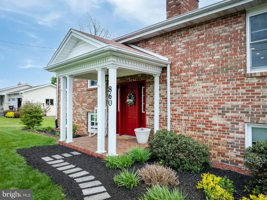 860 Oak Ridge Ave, State College, PA 16801 - #2