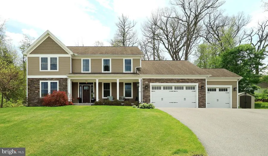 110 Meadowview Dr, State College, PA 16801 - #2
