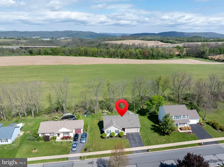 144 Steeplechase Dr, Pleasant Gap, PA 16823 - #2