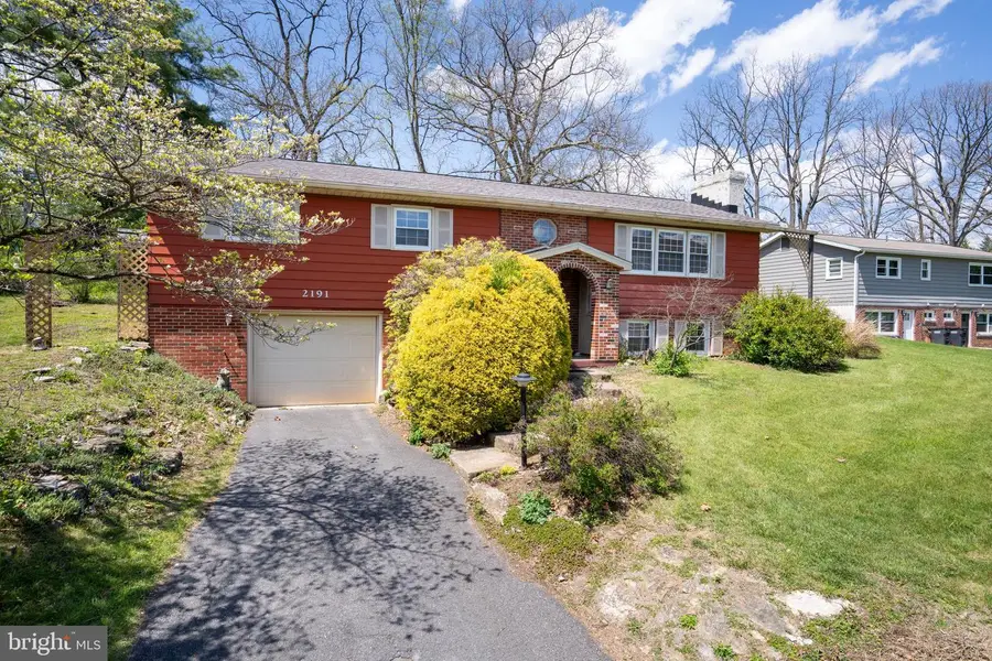 2191 Mountain View Ave, State College, PA 16801 - #2