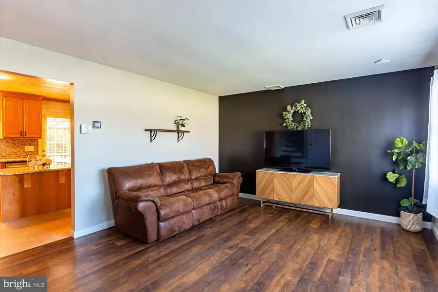 162 Yarnell Ln, Pleasant Gap, PA 16823 - #3