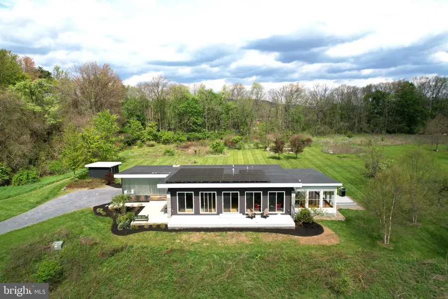 245 Meredith Ln, Bellefonte, PA 16823 - #2