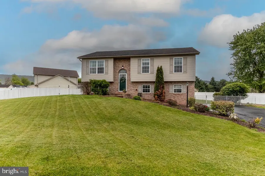 226 Meadow Ln, Bellefonte, PA 16823 - #2