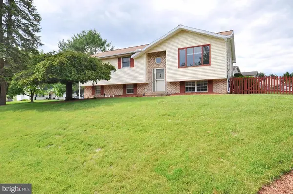 109 Berwick Dr, BOALSBURG, PA 16827
