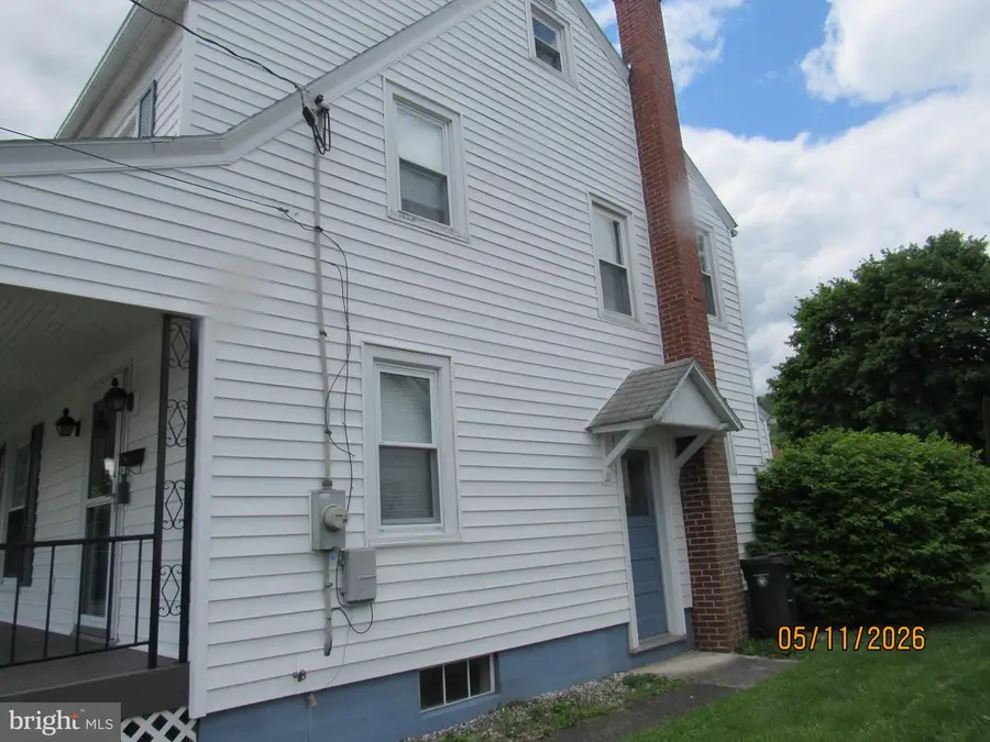 627 Halfmoon St, Bellefonte, PA 16823 - #3