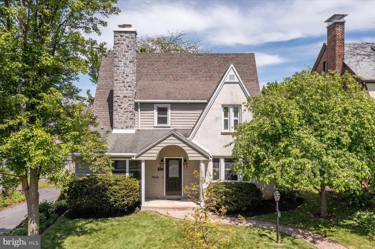 219 S Patterson St, State College, PA 16801 - #1