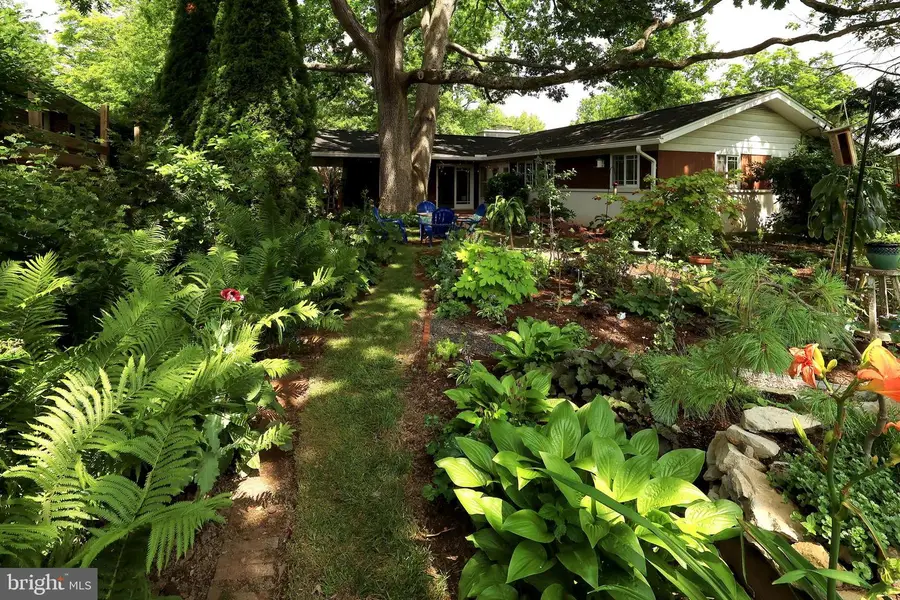284 E Mccormick Ave, State College, PA 16801 - #2