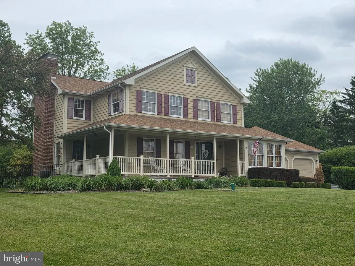 108 Heiskel Dr, Port Matilda, PA 16870 - #1