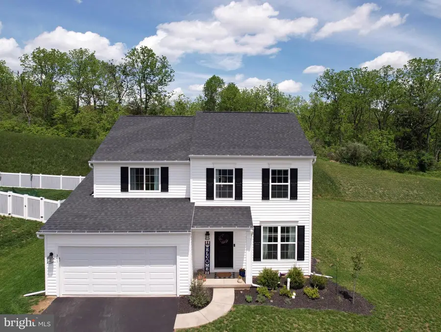 341 Old Ivy Dr, Bellefonte, PA 16823 - #2