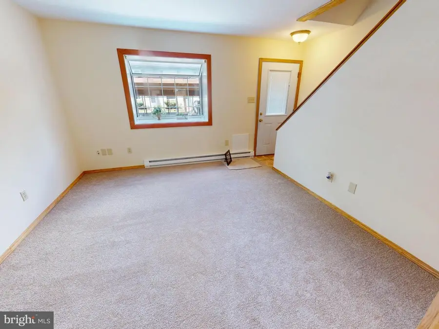 2076 Mary Ellen Ln, State College, PA 16803 - #2