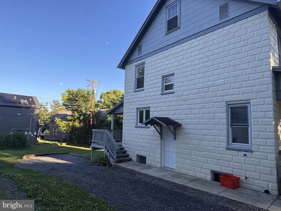 116 E Irvin Ave, State College, PA 16801 - #3