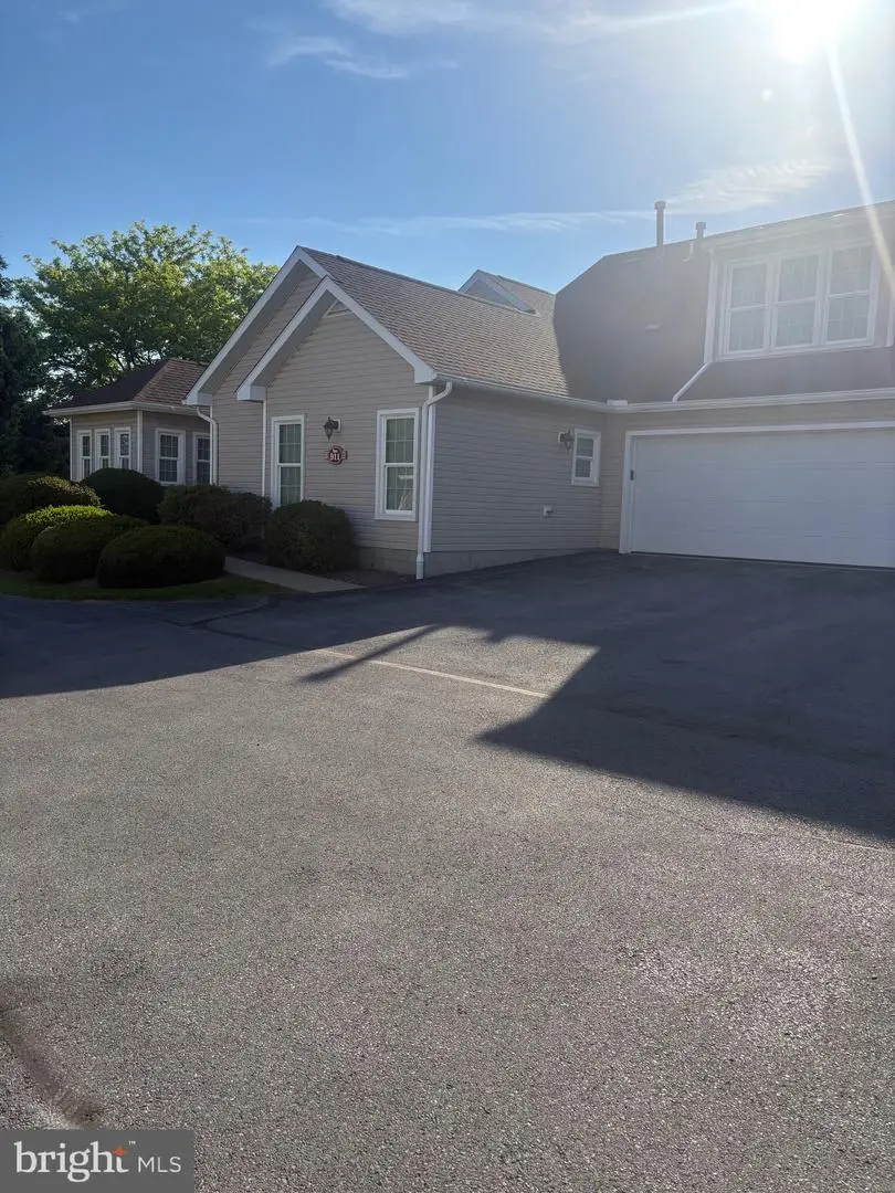 3301 Shellers Bend #911, State College, PA 16801 - #2
