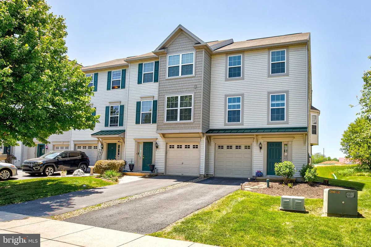 137 Dorchester Ln, Bellefonte, PA 16823 - #1